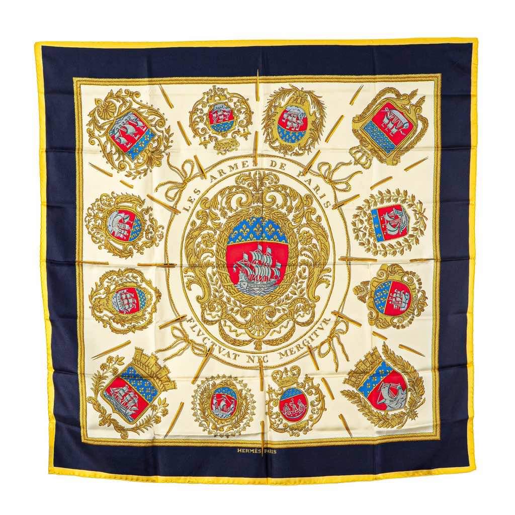 Hermès Les Armes de Paris Silk Scarf White Silk Good condition - Front View