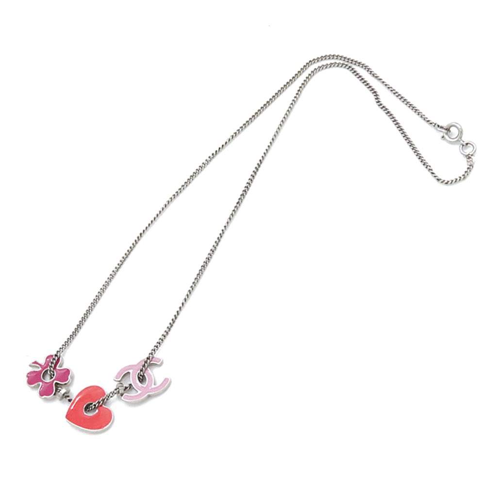Chanel CC Silver Plated Enamel Heart and Clover Charm Pendant Necklace Silver Silver Very good - Front View