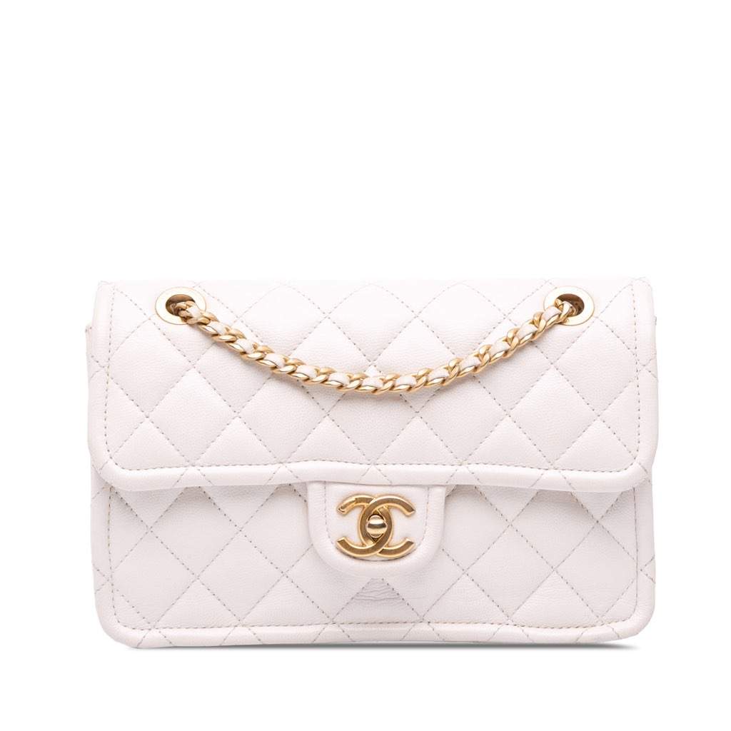 Chanel Medium Quilted Caviar Sweet Classic Flap White Leather Good condition - Front View