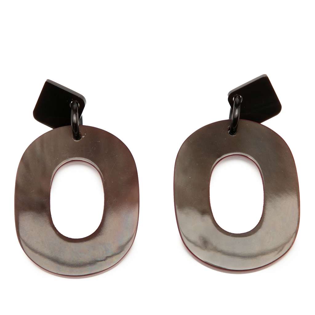 Hermès Lacquered Horn Isthme Push Back Earrings Red Good condition - Front View