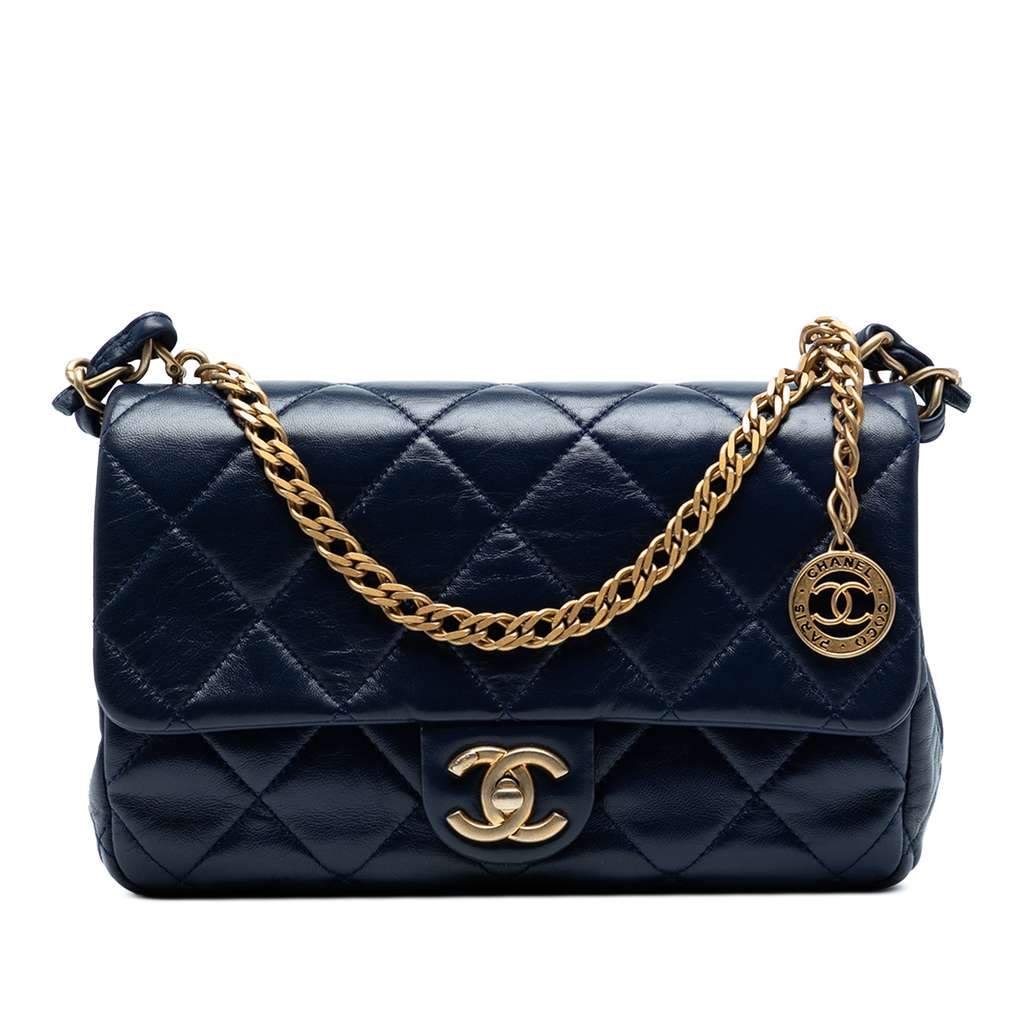 Chanel CC Quilted Lambskin Coin Chain Flap Blue Leather Good condition - Front View