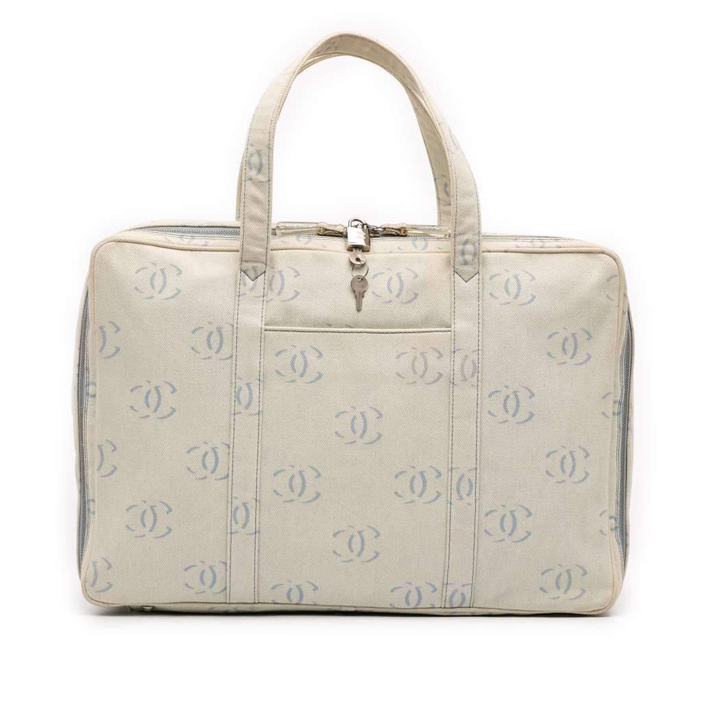 Chanel CC Denim Travel Bag Blue Denim Very good - Front View