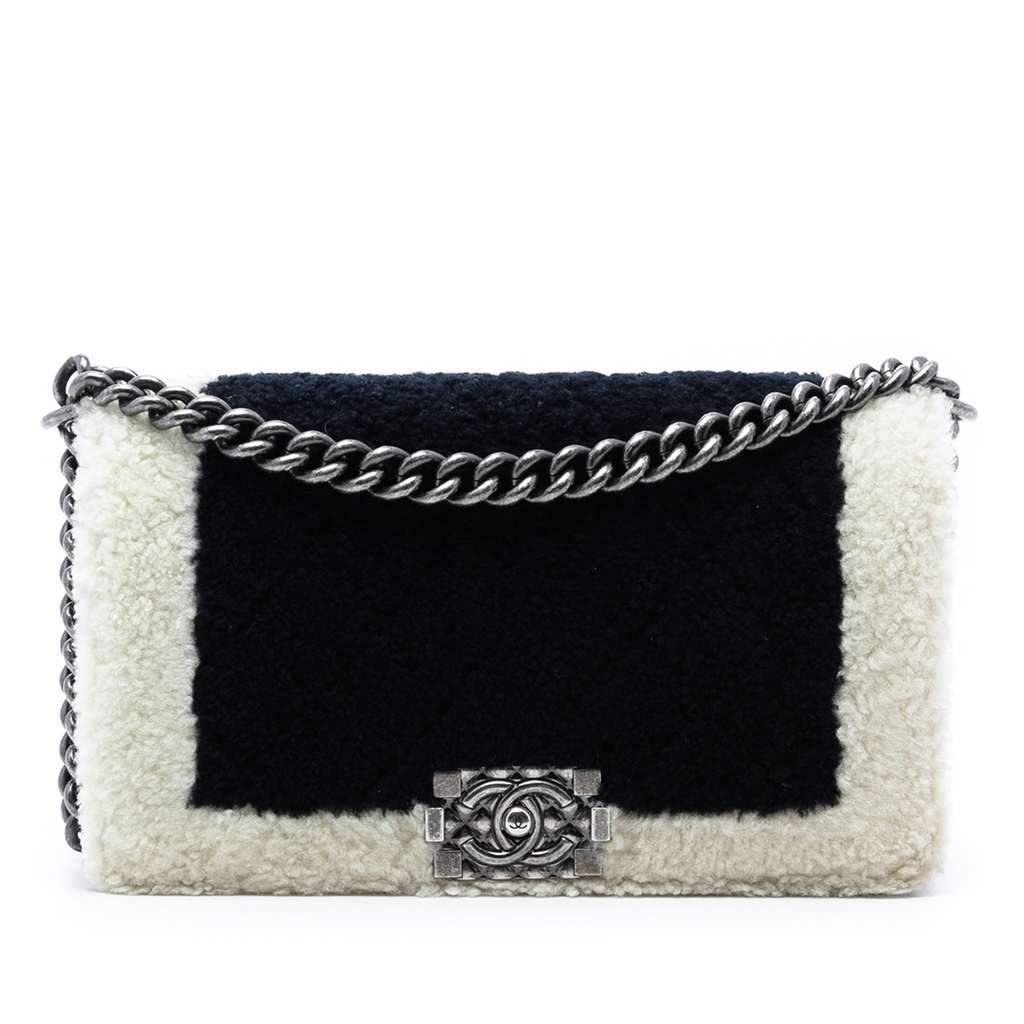 Chanel Old Medium Bicolor Shearling Boy Flap Black Very good - Front View