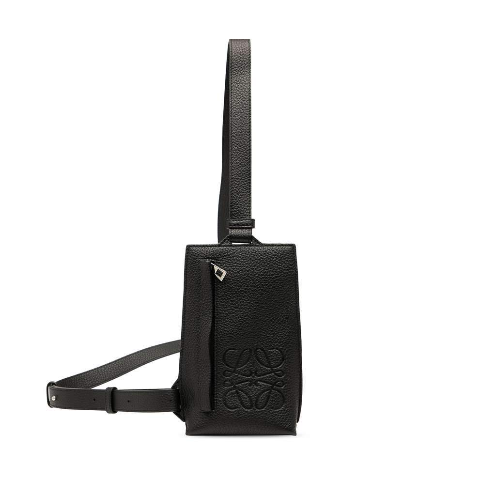 Loewe Grained Calfskin Vertical T Pocket Pouch Black Leather Very good condition - Front View