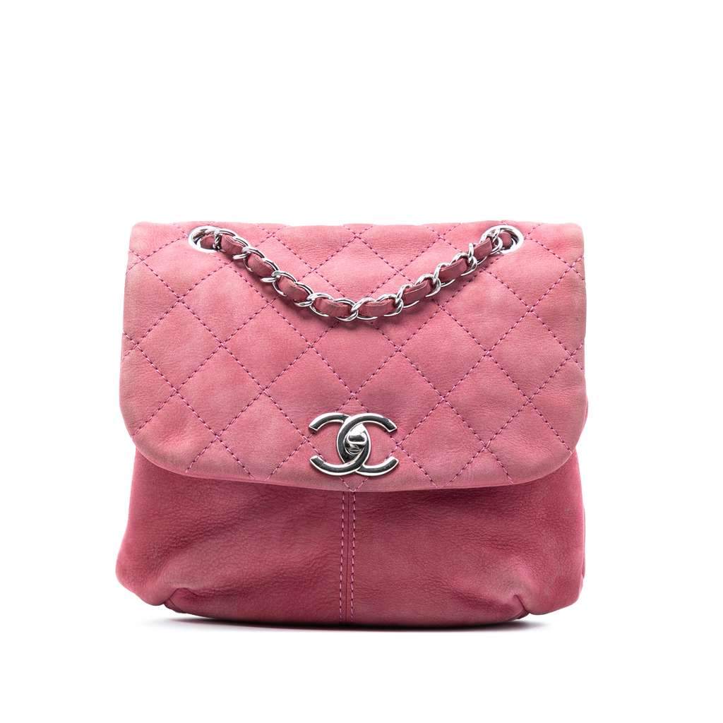 Chanel Mini Quilted Nubuck Trianon Messenger Flap Pink Leather Very good condition - Front View