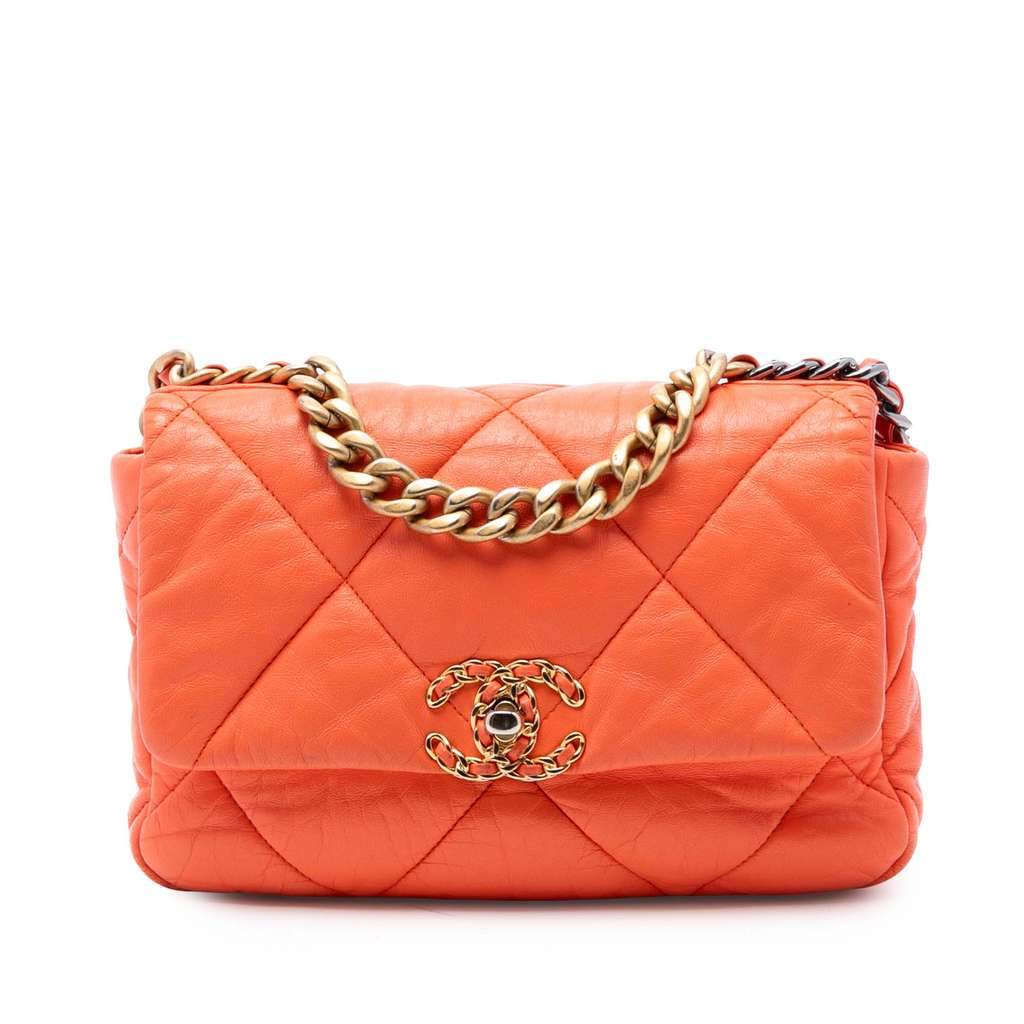 Chanel Medium Lambskin 19 Flap Orange Leather Very good - Front View