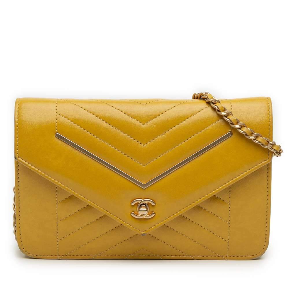 Chanel Small Reversed Chevron Lambskin Flap Yellow Leather Very good - Front View