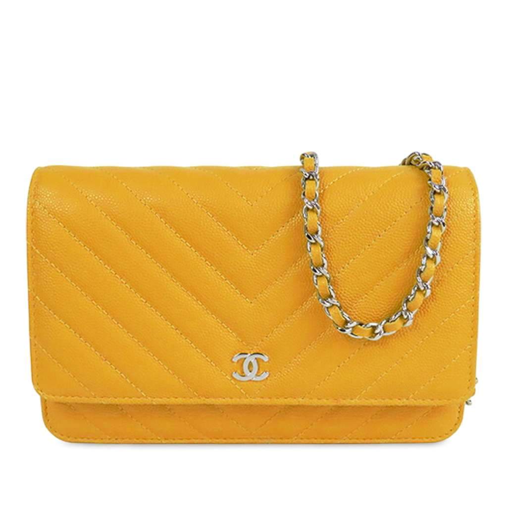 Chanel CC Chevron Caviar Wallet On Chain Yellow Leather Good condition - Front View