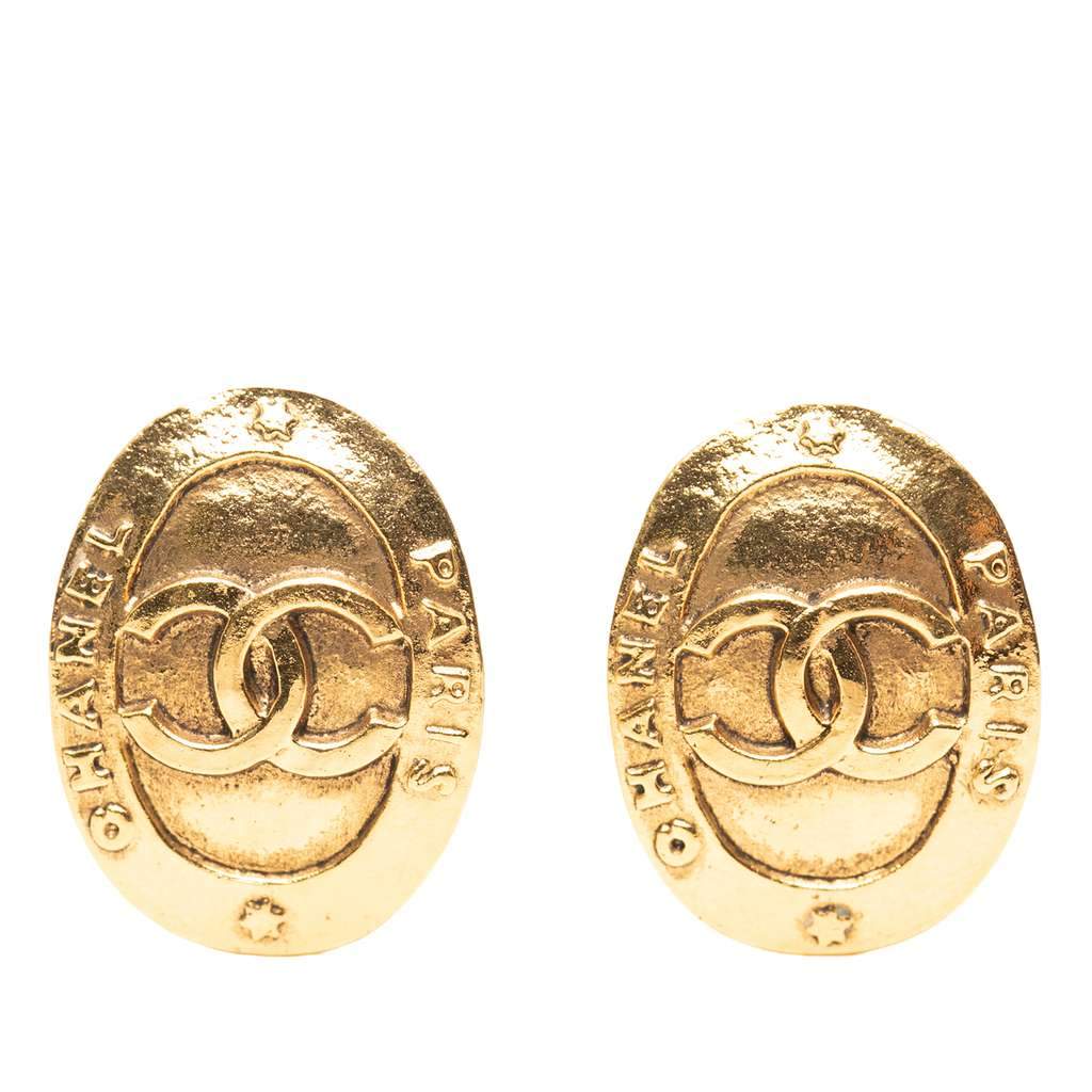 Chanel CC Gold Plated Logo Oval Clip On Earrings Gold Metal Very good - Front View