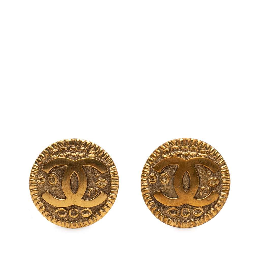 Chanel CC Gold Plated Round Clip On Earrings Gold Metal Very good - Front View