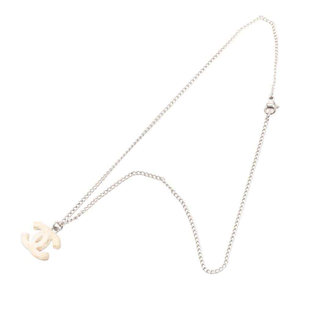 Chanel Silver Plated Textured CC Pendant Necklace Silver Metal Very good - Front View