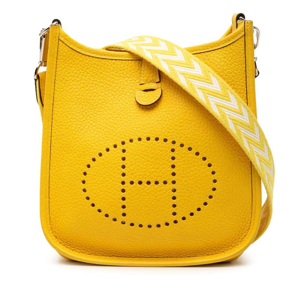 Hermès Clemence Amazone Evelyne TPM 16 Yellow Leather Very good - Front View