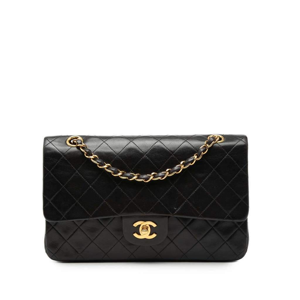 Chanel Medium Classic Lambskin Double Flap Black Leather Very good condition - Front View