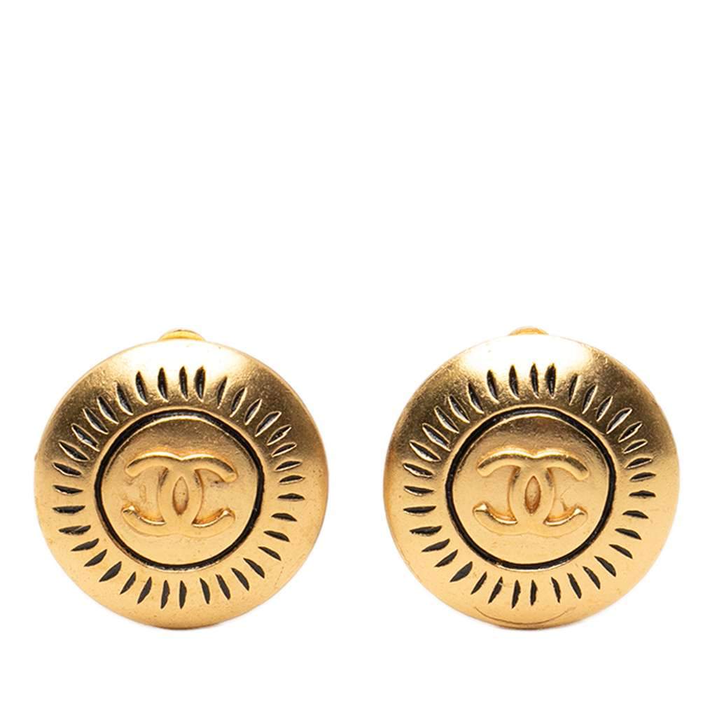 Chanel CC Gold Plated Round Clip On Earrings Gold Metal Very good - Front View