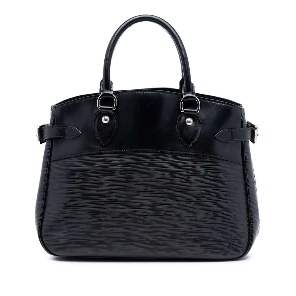 Louis Vuitton Epi Passy PM Black Leather Very good condition - Front View
