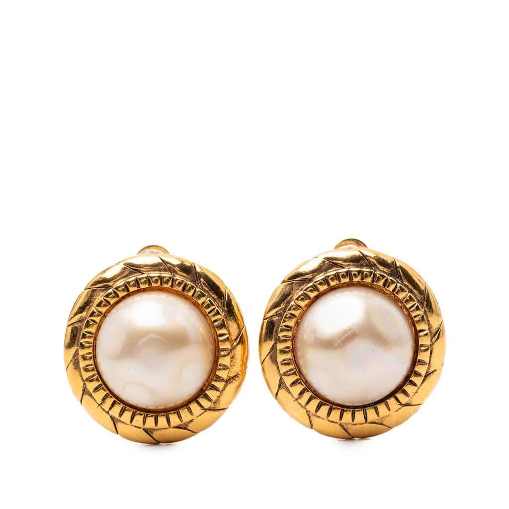 Chanel Gold Plated Faux Pearl Round Clip On Earrings Gold Metal Very good - Front View