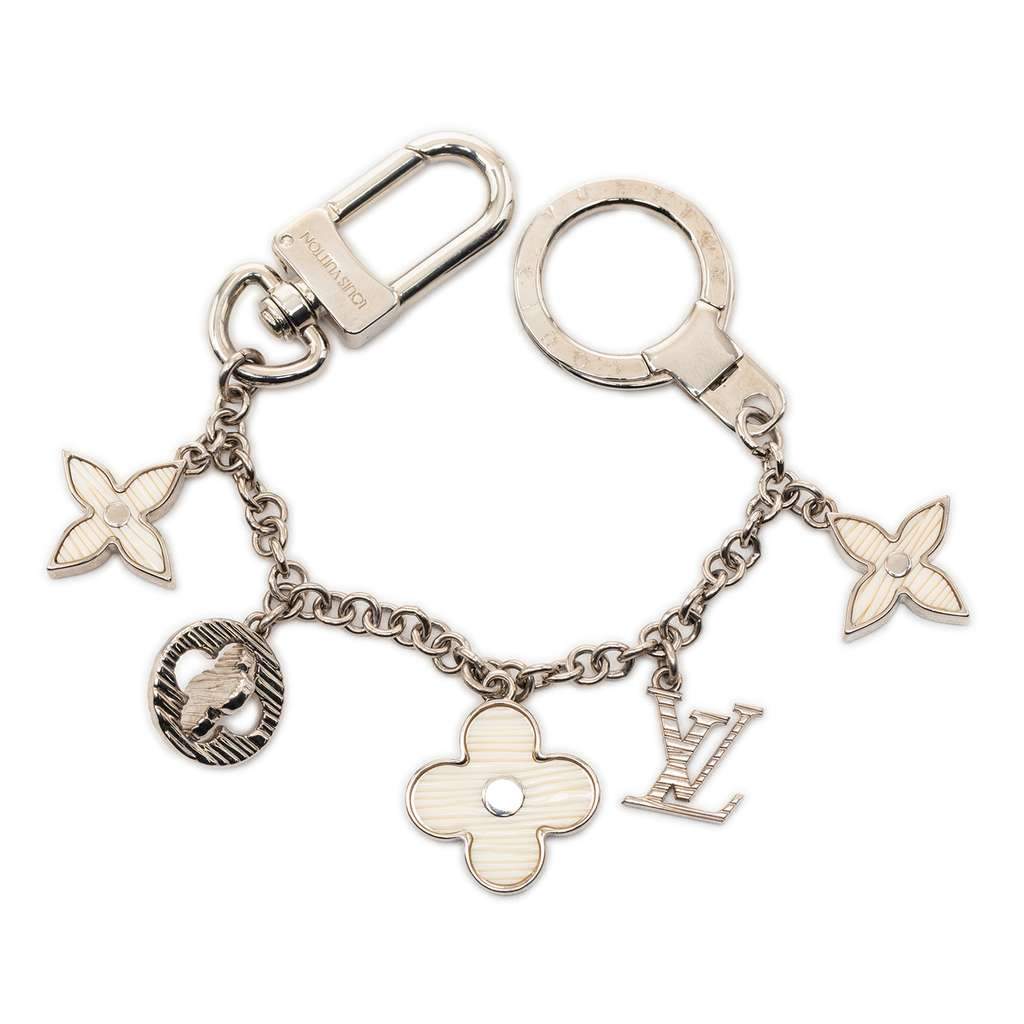 Louis Vuitton Plated Fleur D Epi Bag Charm Silver Brass Very good - Front View