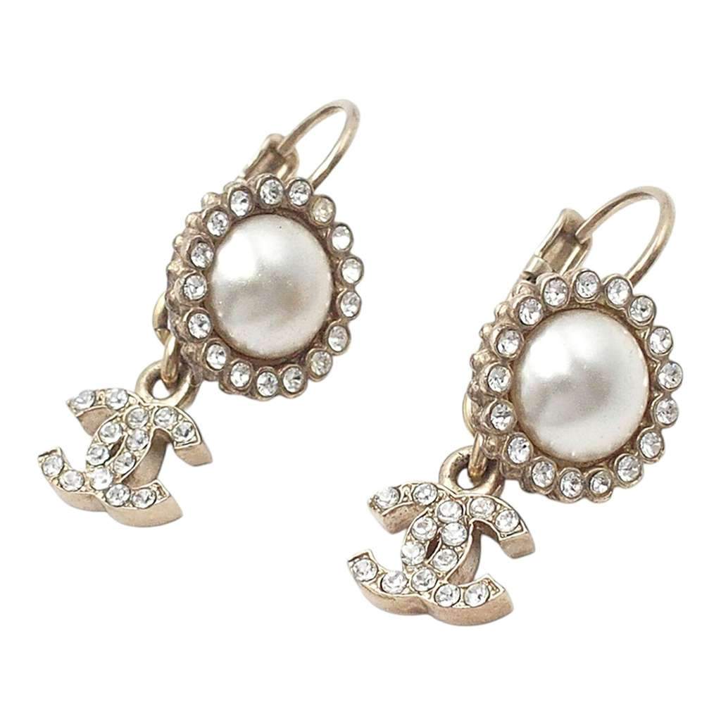 Chanel CC Gold Plated Faux Pearl Strass Clip On Earrings Gold Metal Very good - Front View