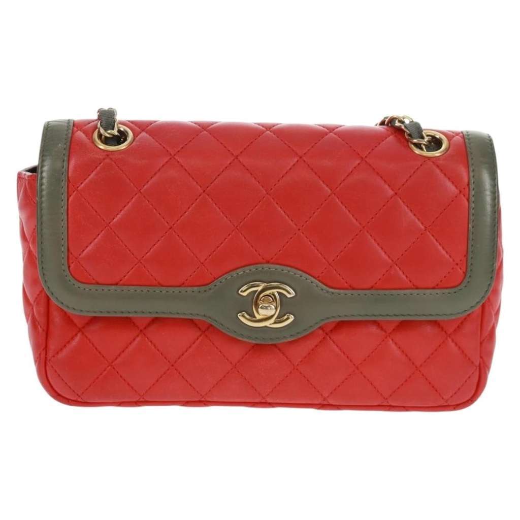 Chanel Two Tone Flap Bag Red Leather Good condition - Front View