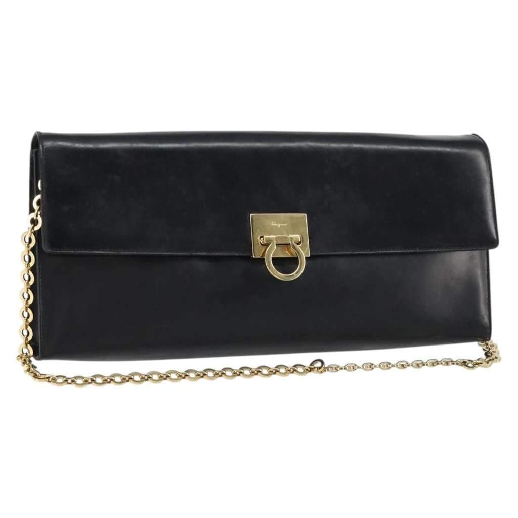 Salvatore Ferragamo Gancini Chain Shoulder bag Black Leather Good condition - Front View