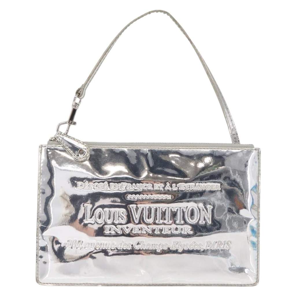 Louis Vuitton Pochette Clutch Silver Good condition - Front View