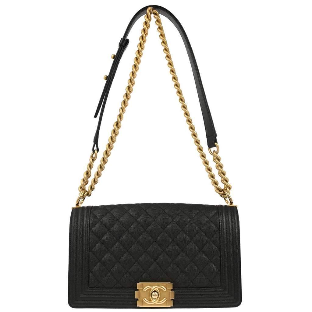 Chanel Boy Flap Bag Black Leather Good condition - Front View