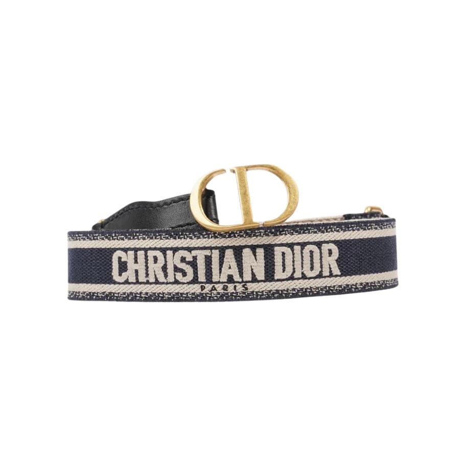 Dior حمل الحزام