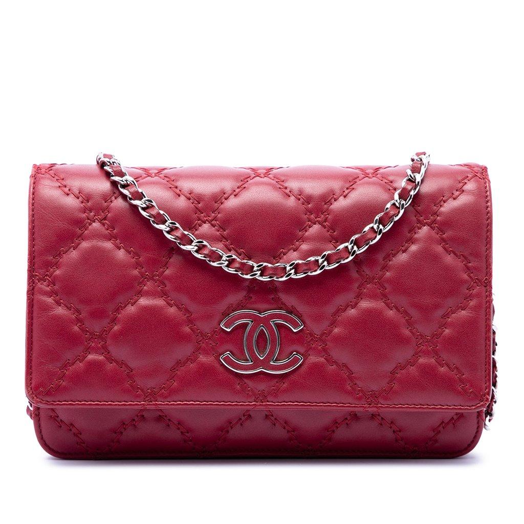 Chanel CC Quilted Calfskin Double Stitch Hamptons Wallet on Chain