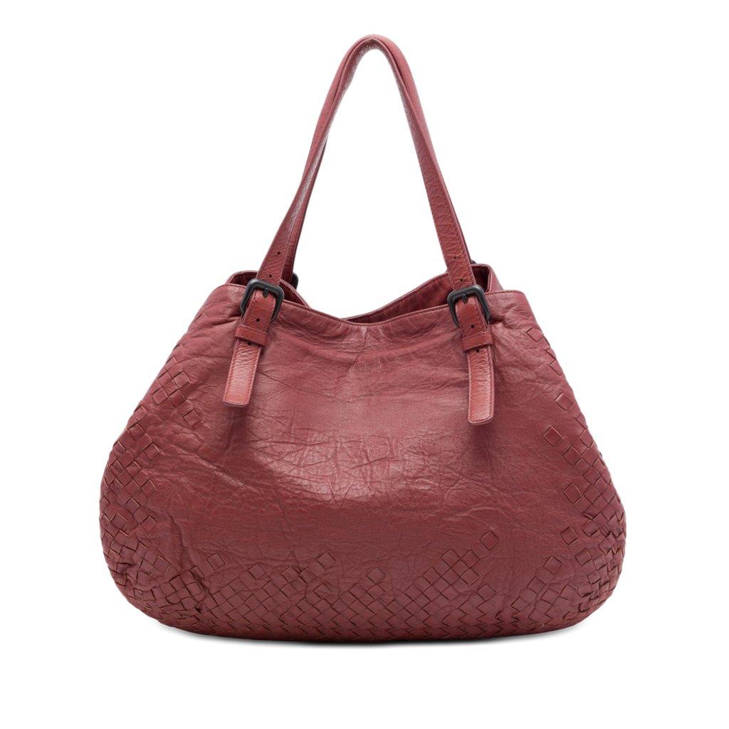 Bottega Veneta حقيبة نابا سيستا كبيرة الحجم مزينة بنقشة إنترشياتو