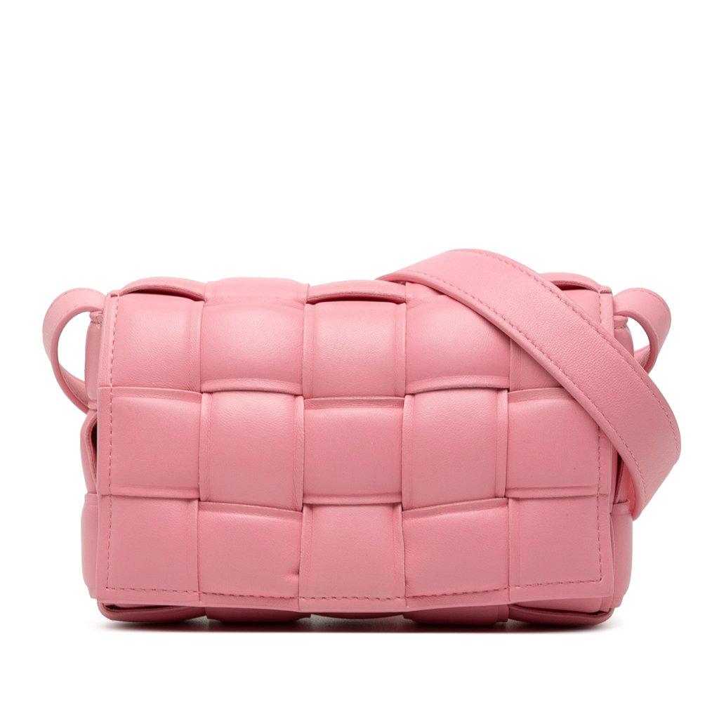 Bottega Veneta حقيبة كروس صغيرة مبطنة من نابا