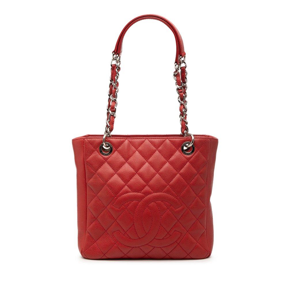 Chanel حقيبة تسوق صغيرة من الكافيار