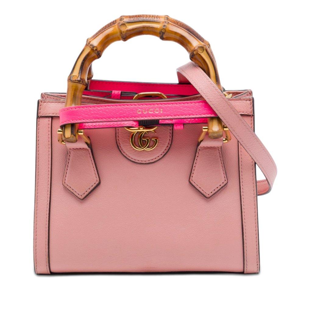 Gucci حقيبة ديانا صغيرة من جلد العجل والخيزران