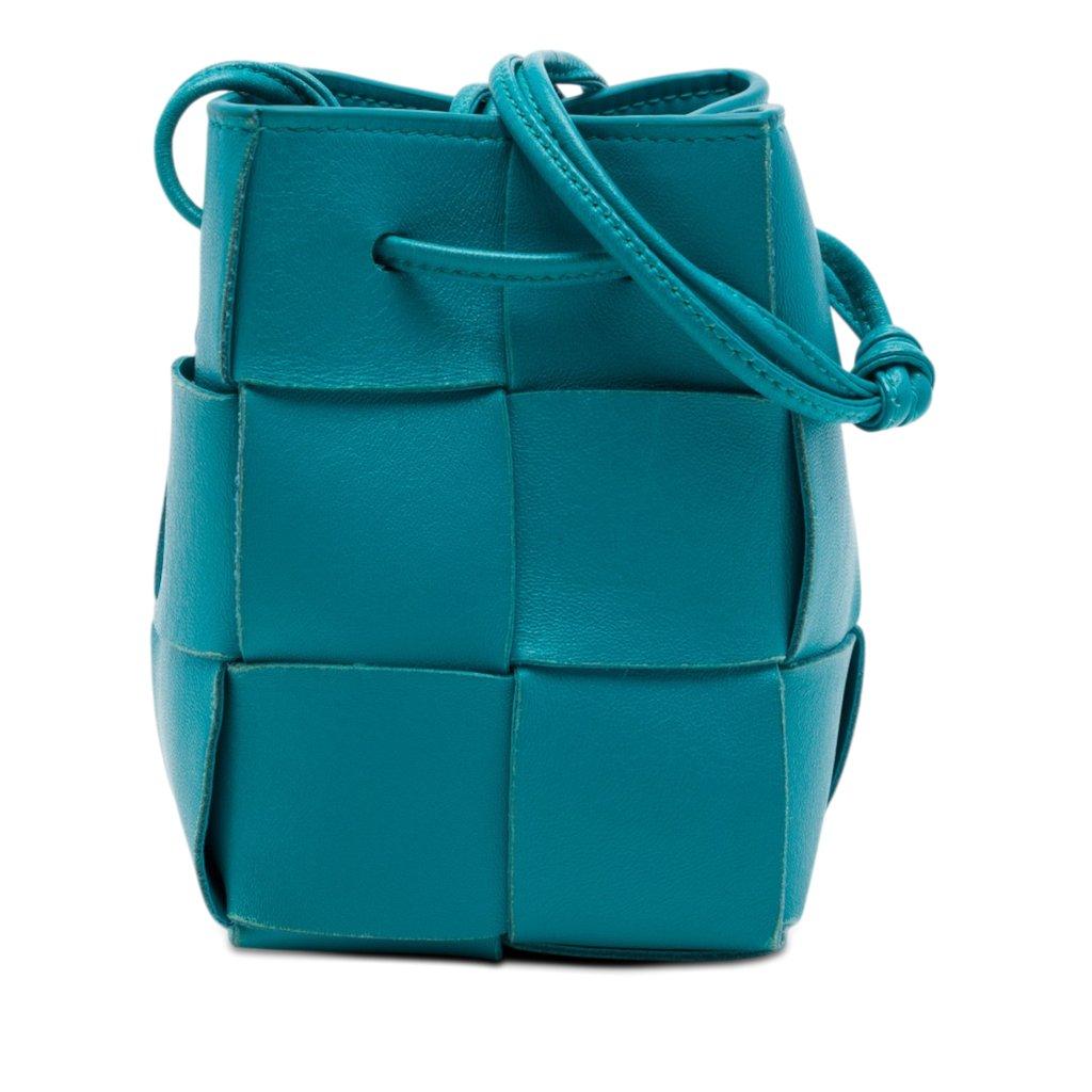 Bottega Veneta حقيبة باكيت ميني نابا ماكسي انتريشياتو كاسيت