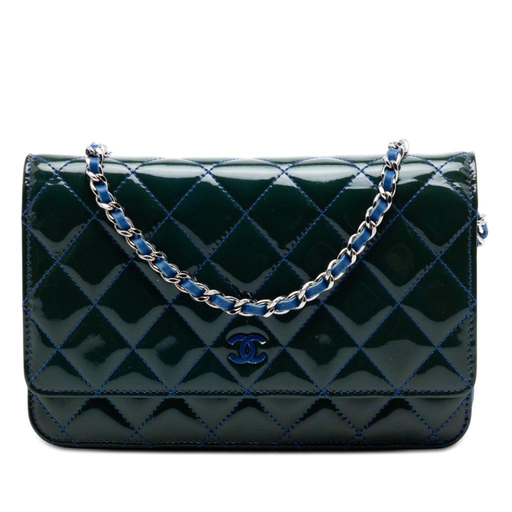 Chanel CC Quilted Patent Incognito Wallet On Chain