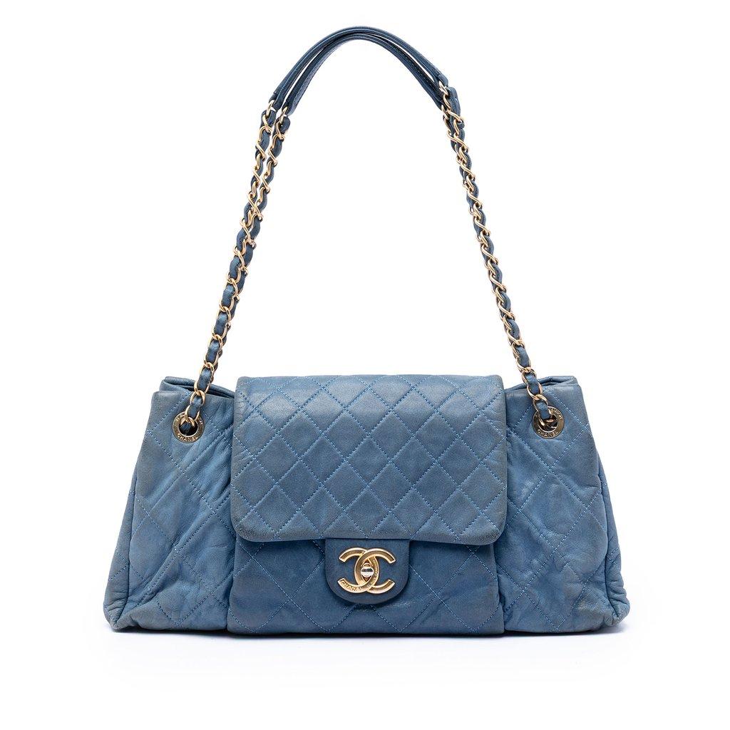 Chanel Medium Quilted Iridescent Calfskin Chic Quilt Accordion Flap
