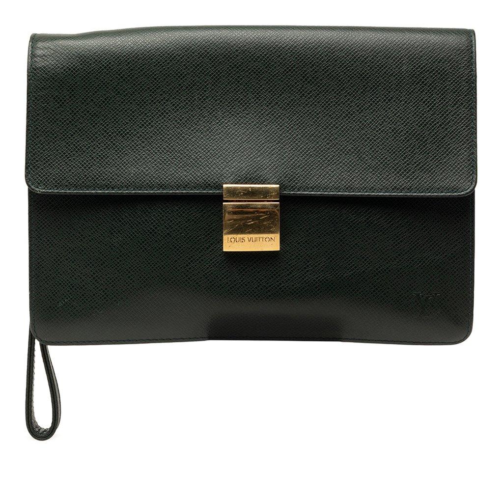 Louis Vuitton Taiga Selenga