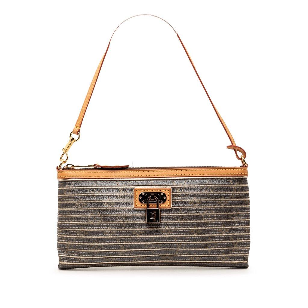 Louis Vuitton Monogram Eden Zoe Pochette
