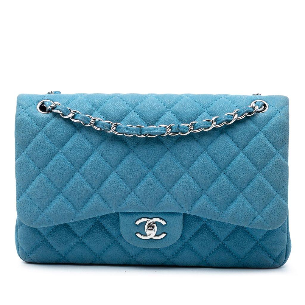 Chanel جامبو كلاسيك كافيار ذو طبقتين