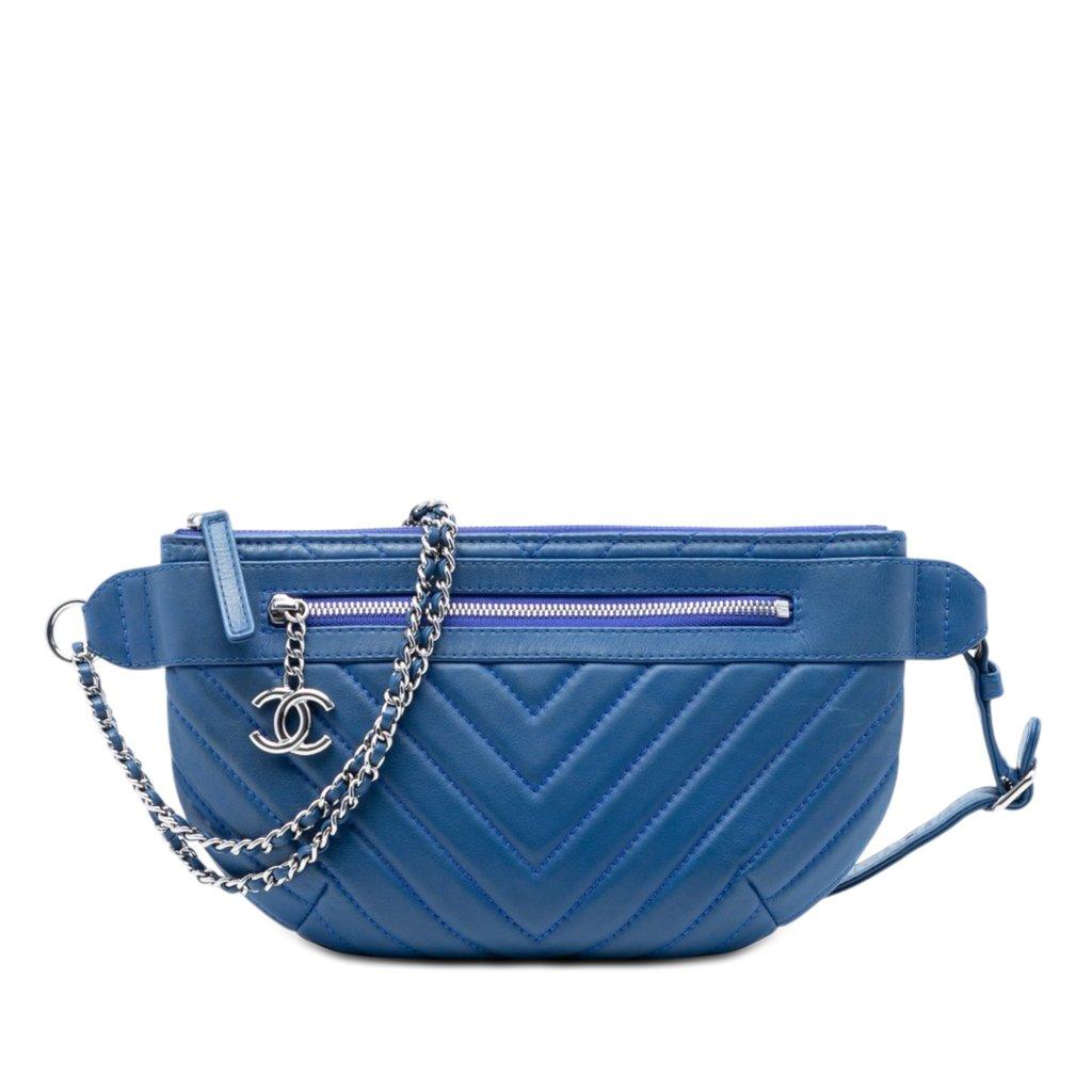 Chanel حقيبة حزام من جلد الخروف بنمط شيفرون CC