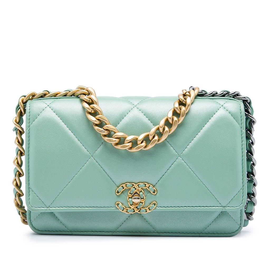 Chanel Quilted Lambskin 19 Wallet on Chain