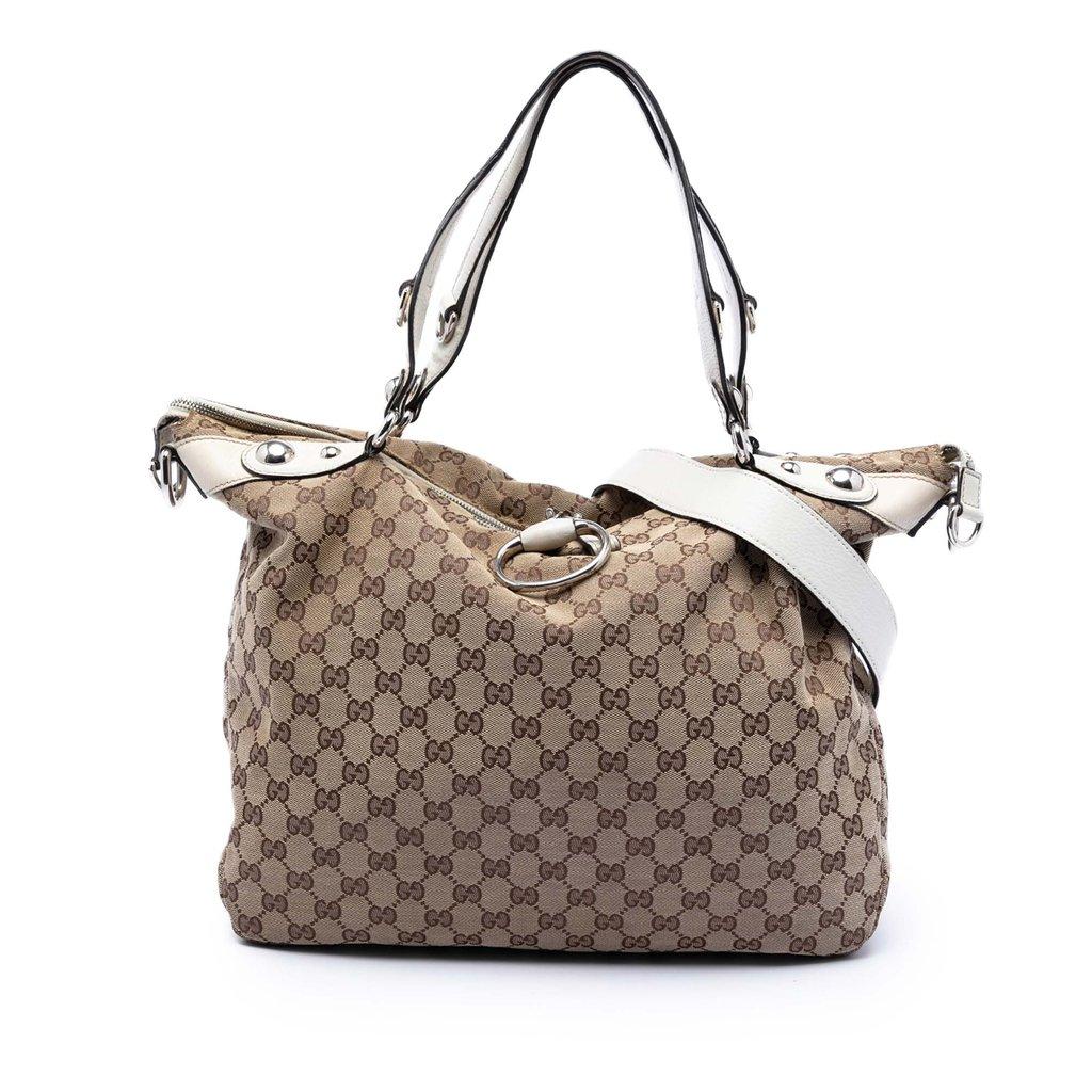 Gucci حقيبة كبيرة من قماش GG مزينة بشعار GG