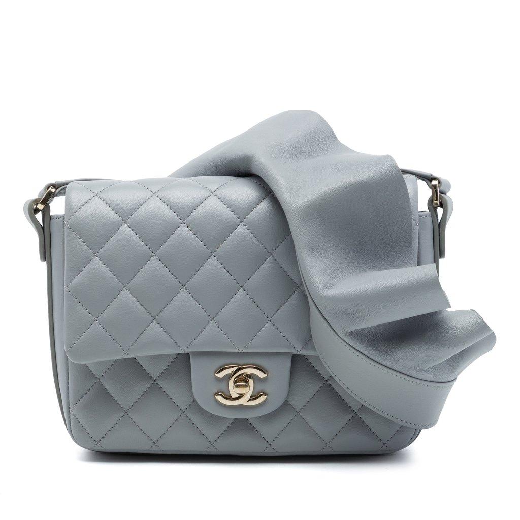 Chanel Quilted Calfskin Bolero de Chanel Flap