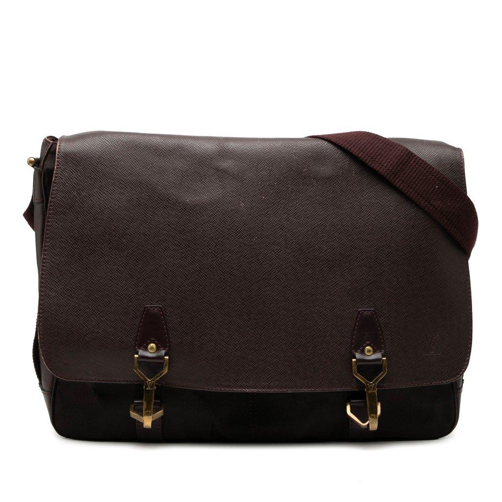 Louis Vuitton Taiga Dersou