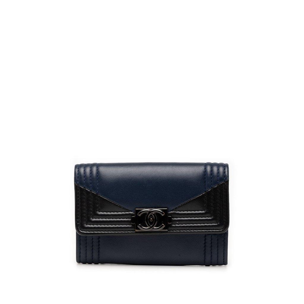 Chanel Bicolor Lambskin Boy Flap Card Holder