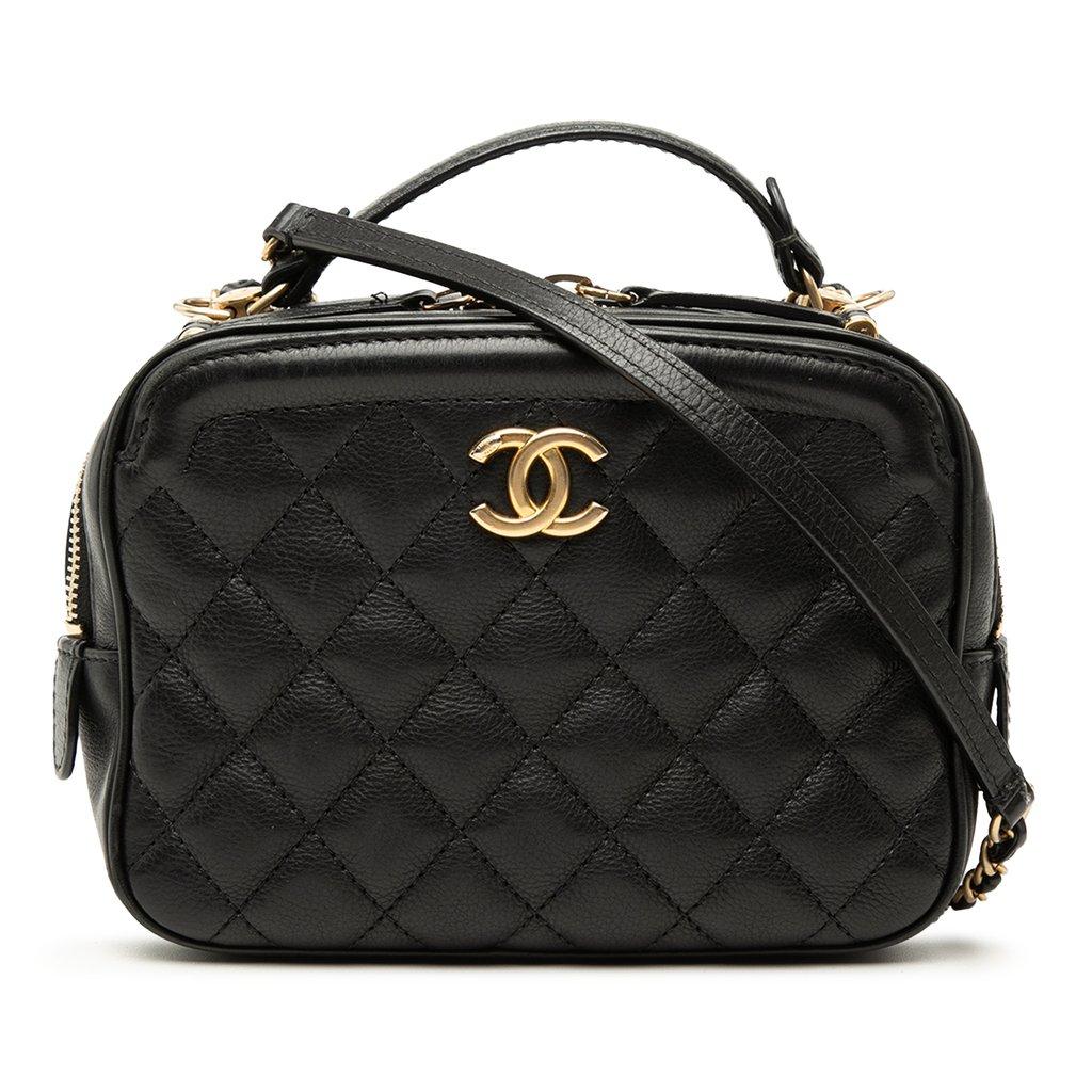Chanel حقيبة زينة صغيرة من جلد الخروف المبطن مع مقبض علوي وسلسلة