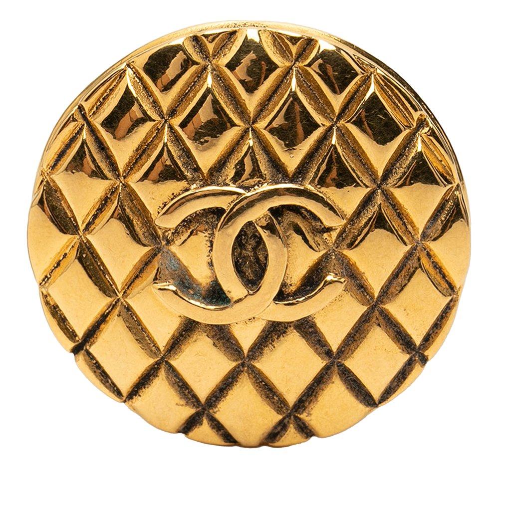 Chanel بروش دائري مبطن مطلي بالذهب عيار 925