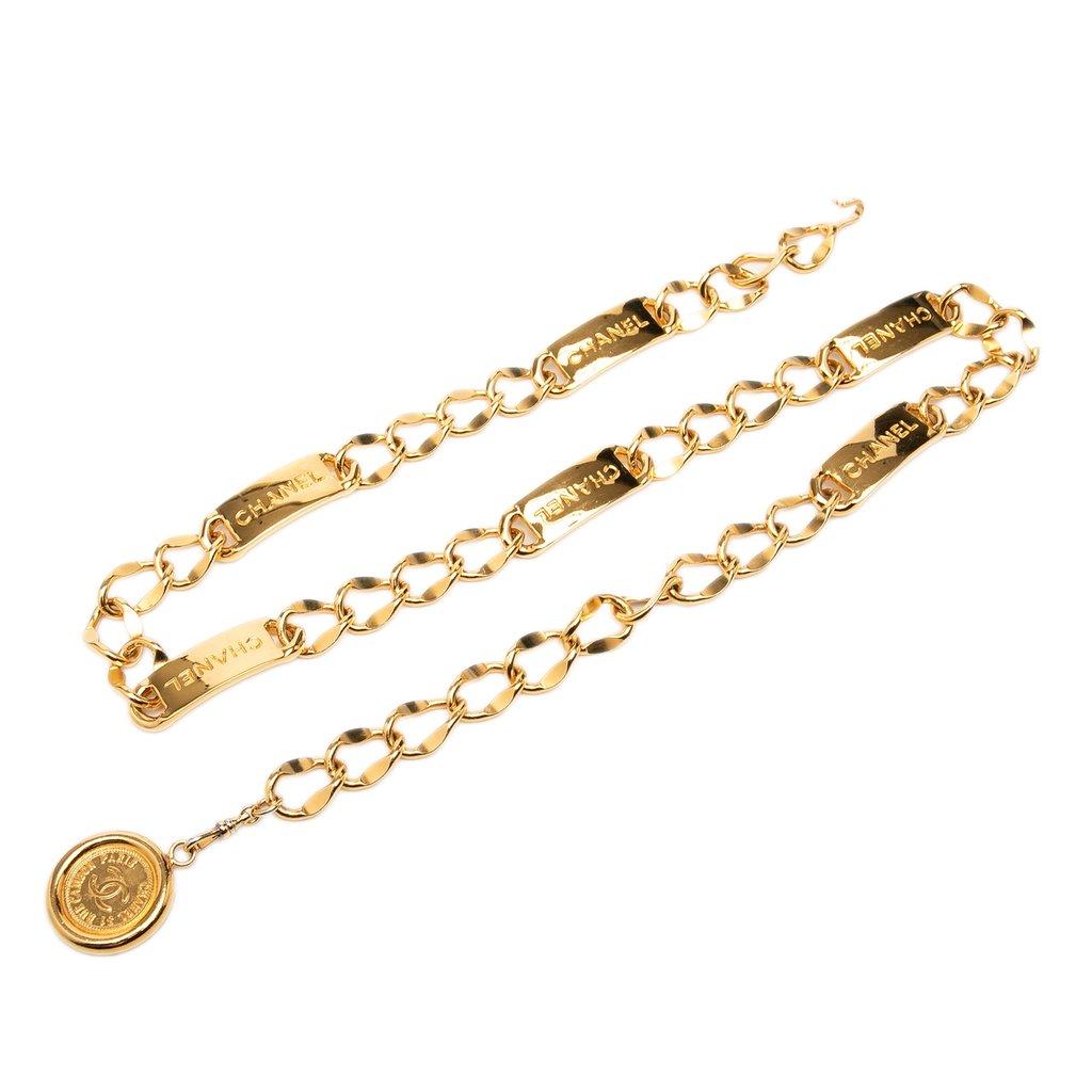 Chanel CC Gold Plated Logo Plate Rue Cambon Medallion Chain Link Belt