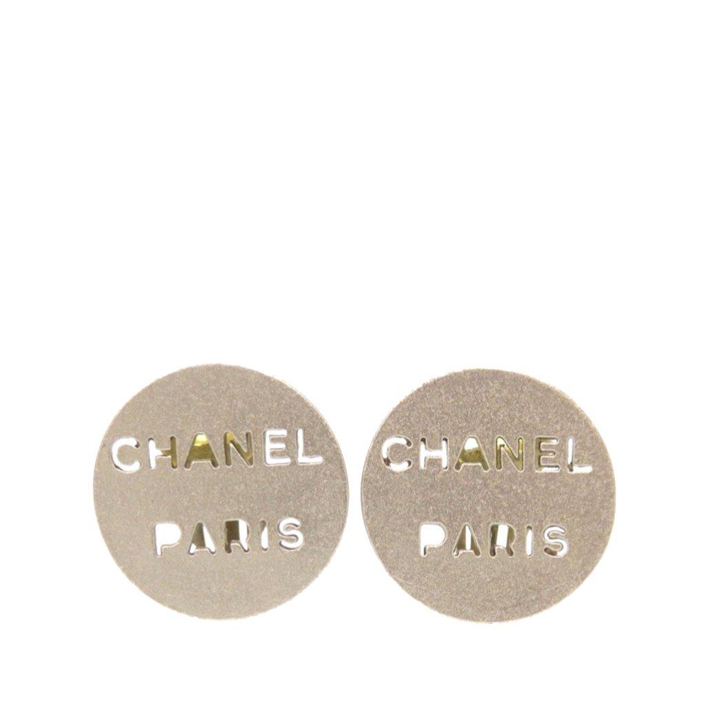 Chanel أقراط دائرية بمشبك من النحاس الأصفر مزينة بشعار مقطوع