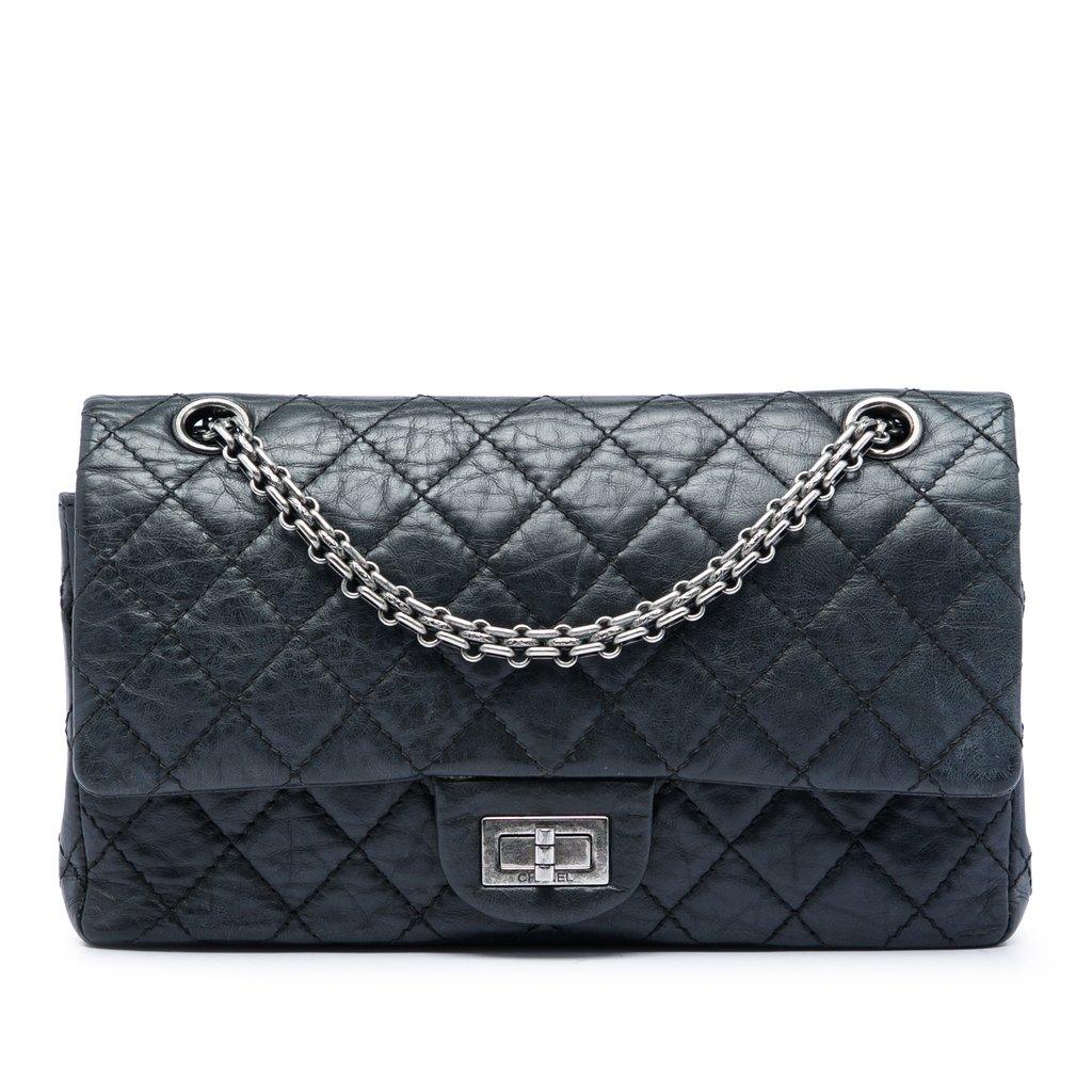 Chanel إصدار جديد من جلد العجل المبطن والمعتق 2.55 ذو غطاء مزدوج 225