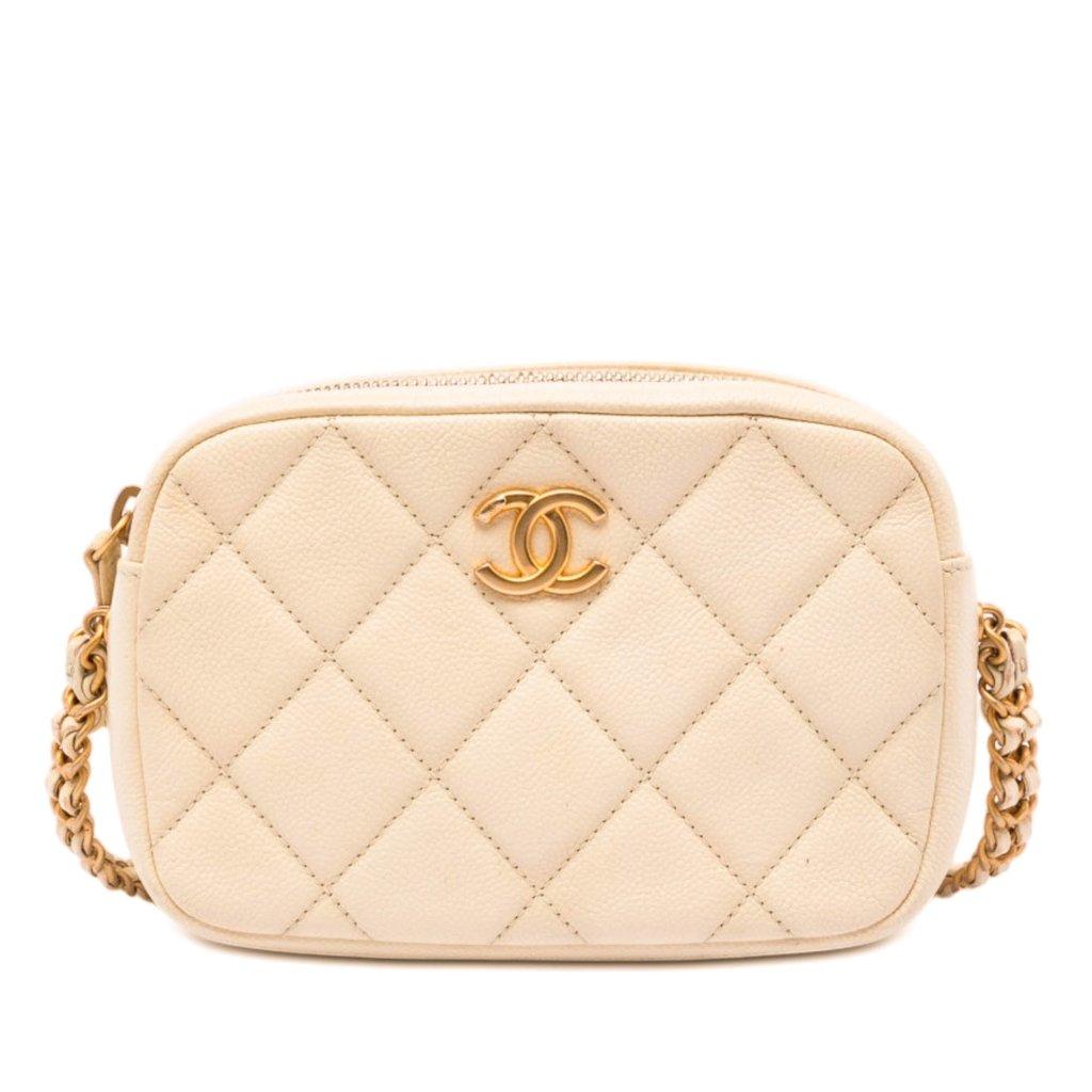 Chanel حقيبة كاميرا CC Quilted Caviar Melody Chain